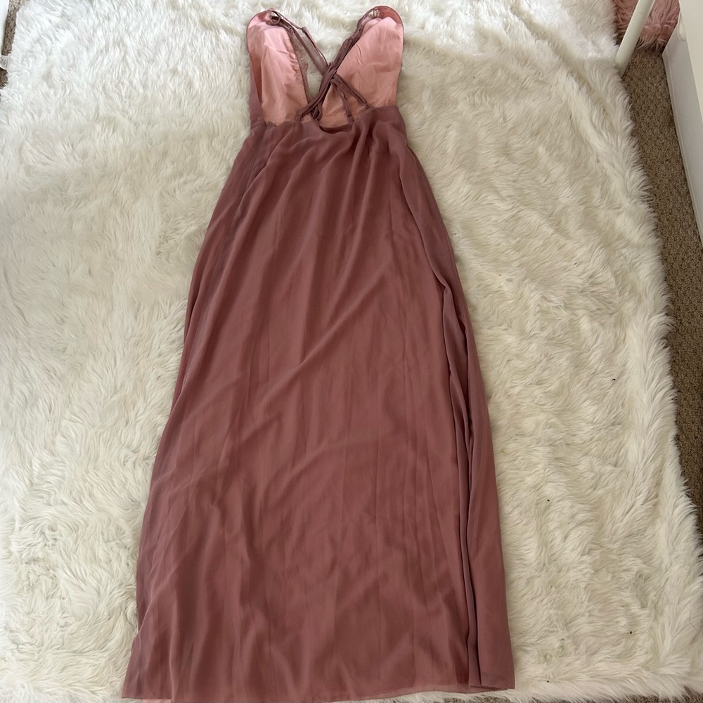 Brand new Tobi maxi formal gown in mauve xs - Picture 2 of 3